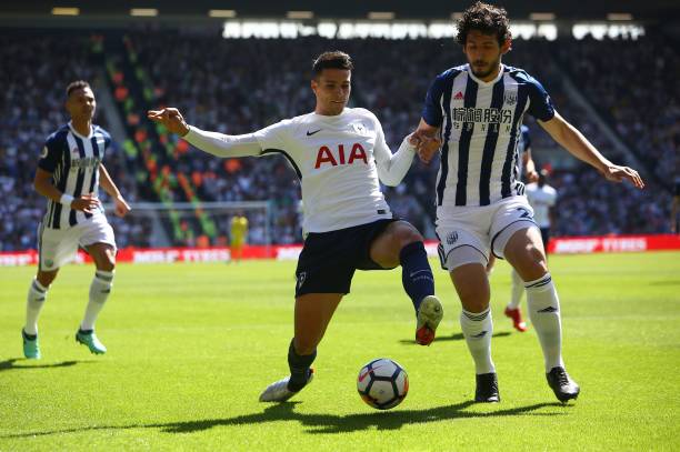 现得异常出 现得异常出