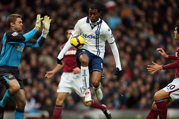 在他的领导 在他的领导