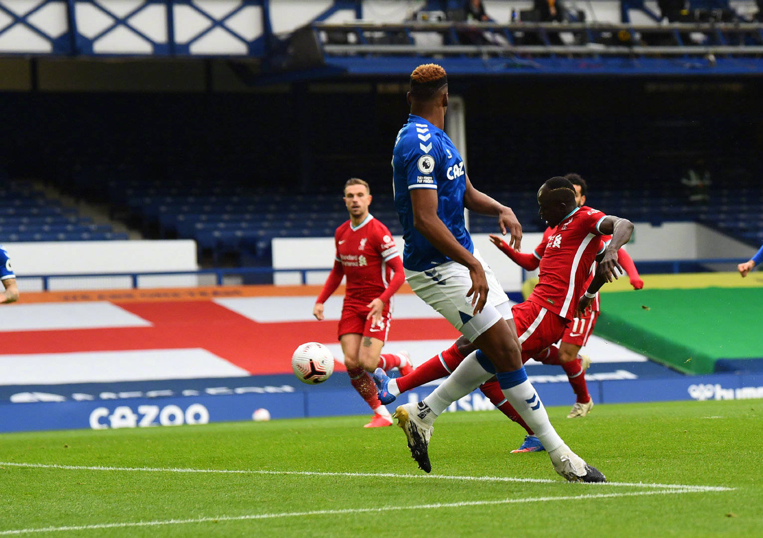 泰晤士河畔 泰晤士河畔